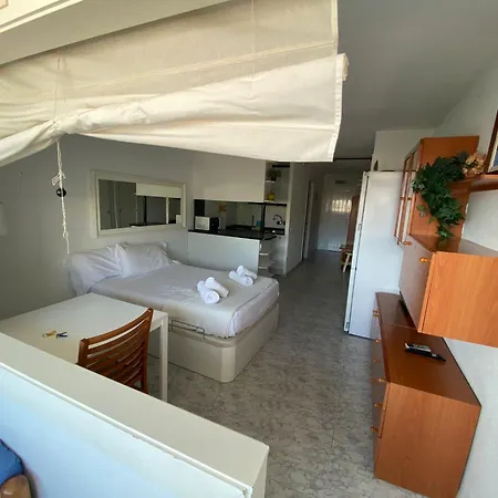 Apartment The Moon By Hello Homes Sitges