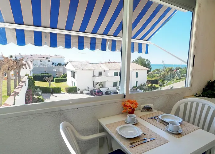 The Moon By Hello Homes Lejlighed