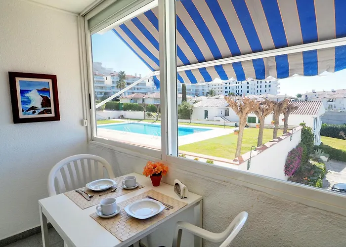 The Moon By Hello Homes Lejlighed